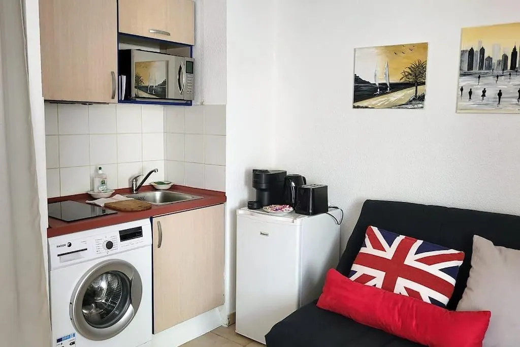 Cosy Studio For Couples - Ideal 2P-Quiet Escape-Ac Nice Appartement